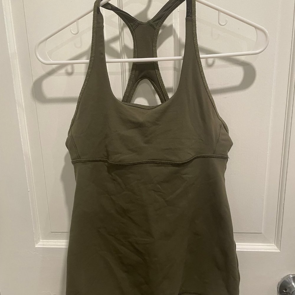 Lululemon tank top